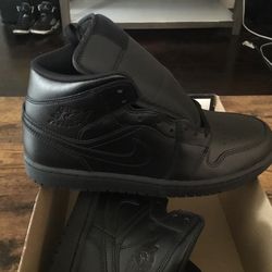 New Men’s Air Jordan 1 Mid size 10 (size 12 available also)
