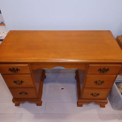 Small Desk For Children