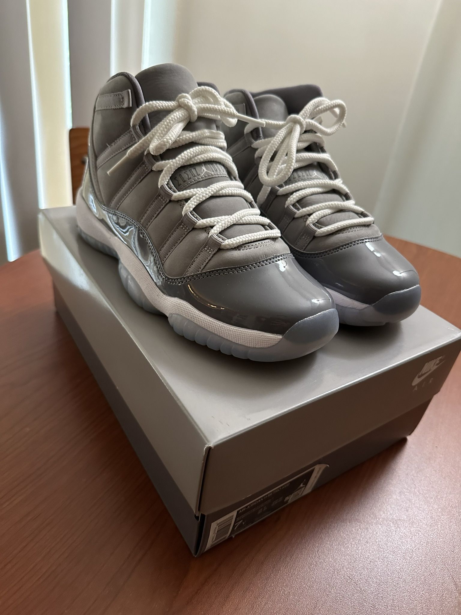 Jordan Retro 11 Cool Grey 7Y