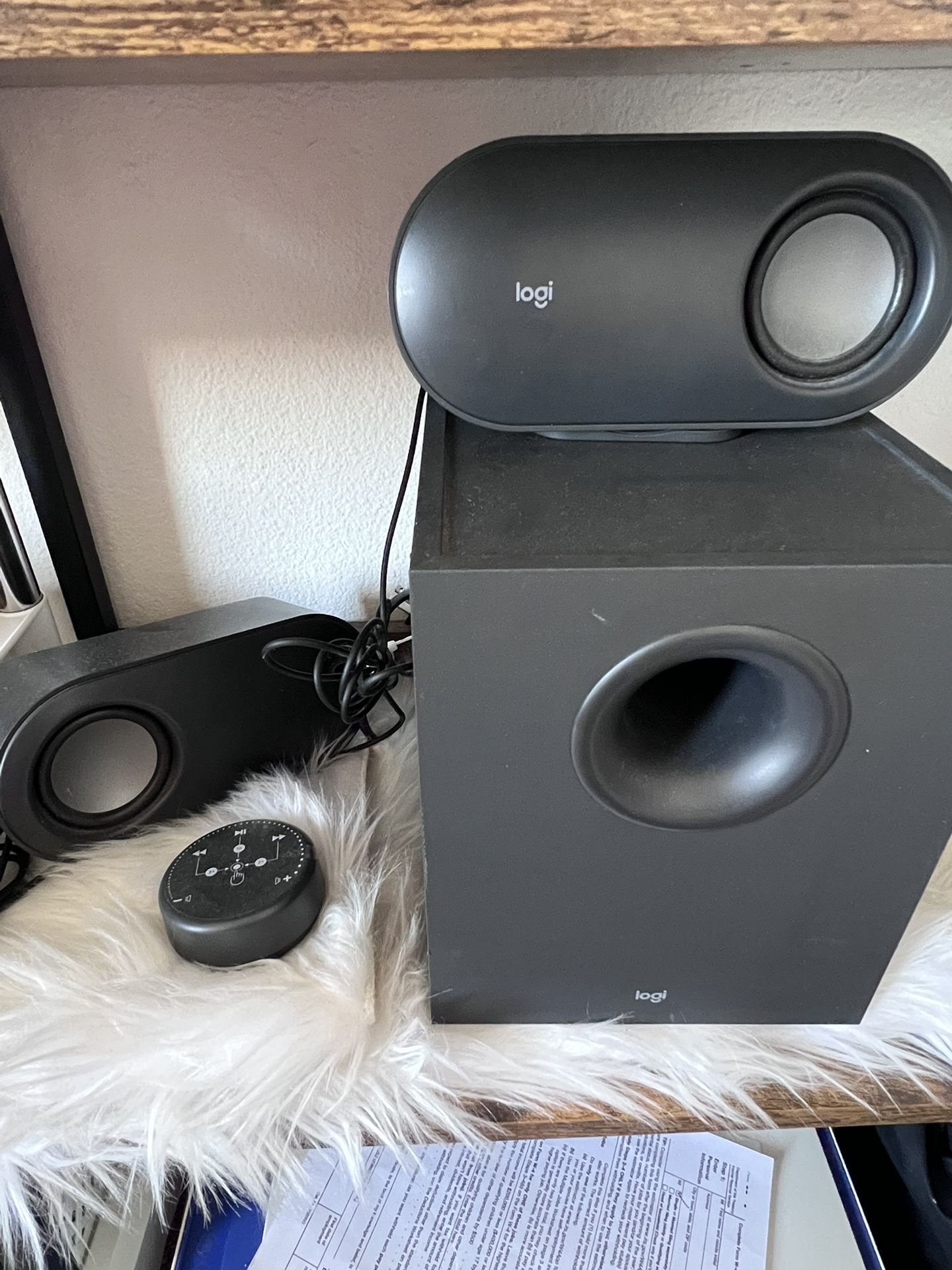 Logitech Z407 Bluetooth Computer Speakers with Subwoofer and Wireless Control, Immersive Sound, Premium Audio with Multiple Inputs, USB Speakers, Blac