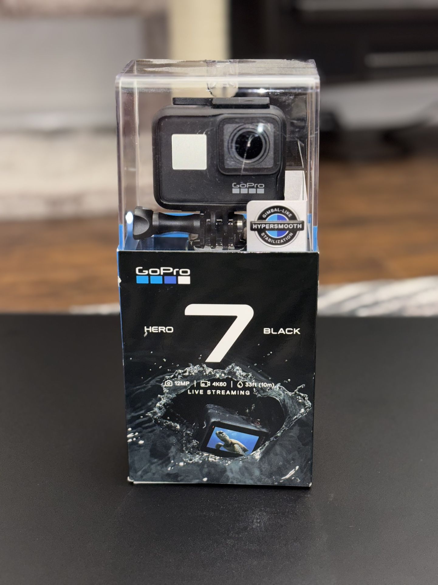 GoPro Hero 7 Black + Suction Mount
