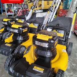 DEWALT 20V XR CORDLESS BRUSHLES LAWM MOWER SELF PROPELLE 