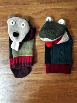 Cate and Levi Handmade Wool Puppets - Beaver and Frog