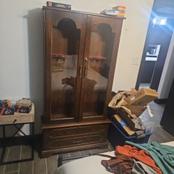 Oak Gun Cabinet 