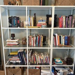 Bookshelf 