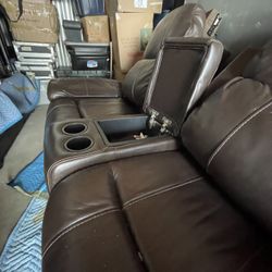 Leather Power Reclining Sofa & Loveseat Set – Great Condition!
