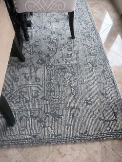 Area rug