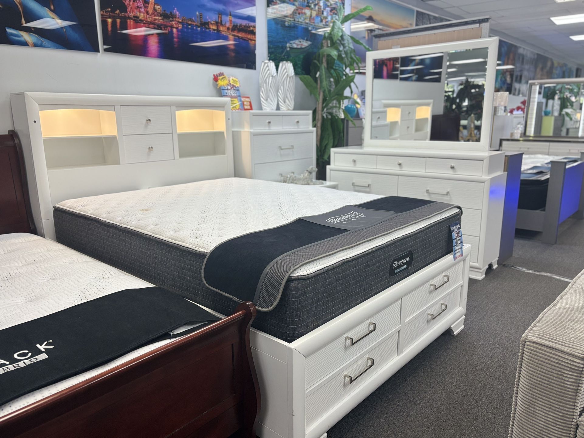 White 5pc Bedroom Set W/ Multiple Storage Drawers For Sale (brand New Furniture) Summer Closeout