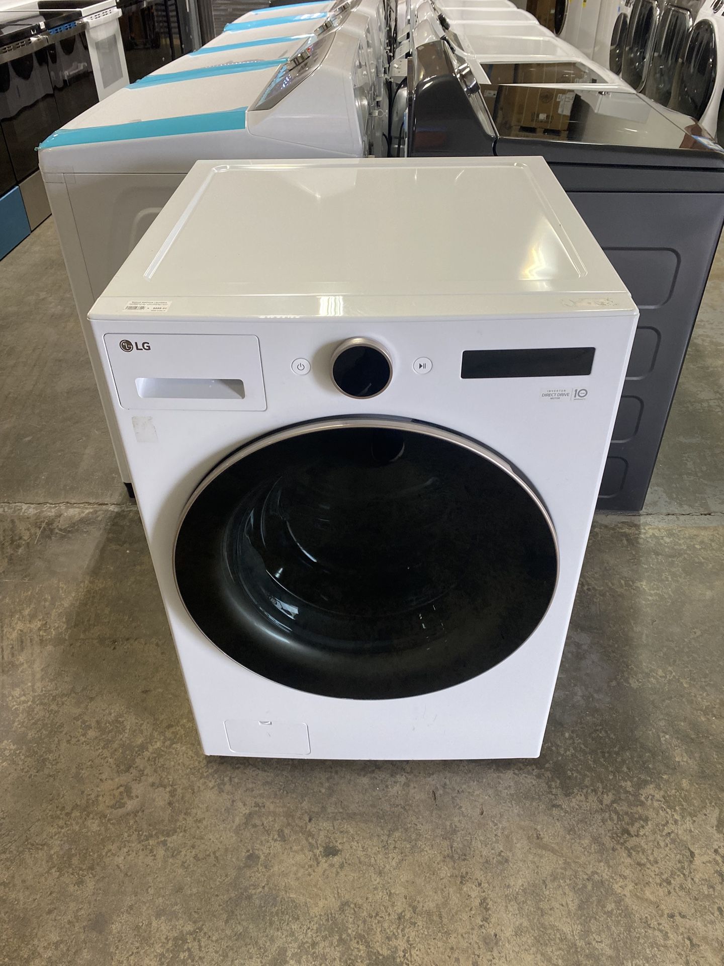 LG WM6500HWA 27 Inch Front Load Smart Washer with 5.0 Cu. Ft. Capacity