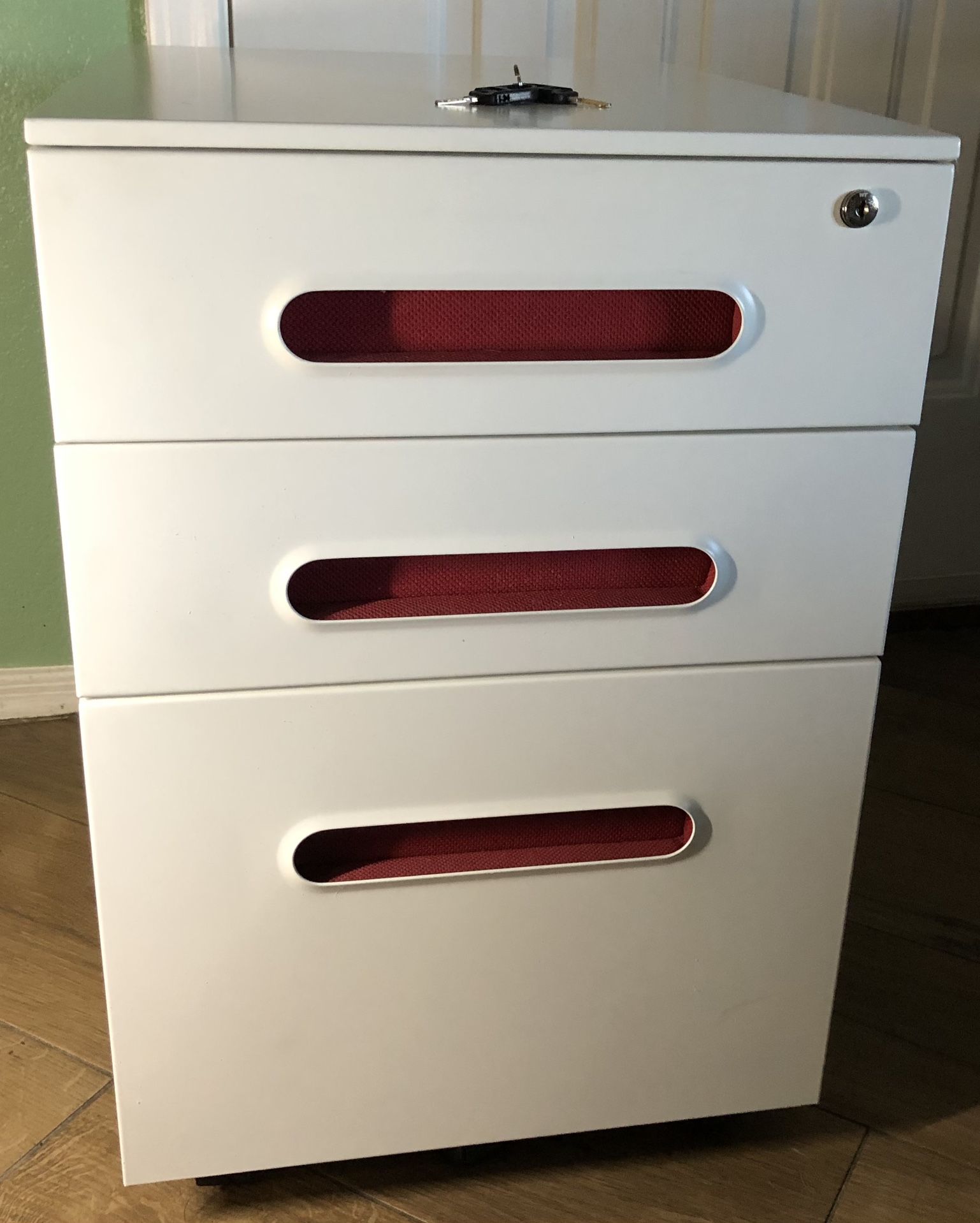 Cabinet, file, small (metal) with key, 3 drawers