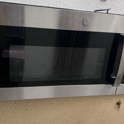 Ge Microwave oven 