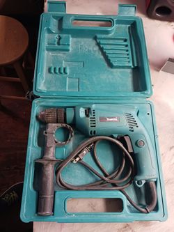 MAKITA Drill