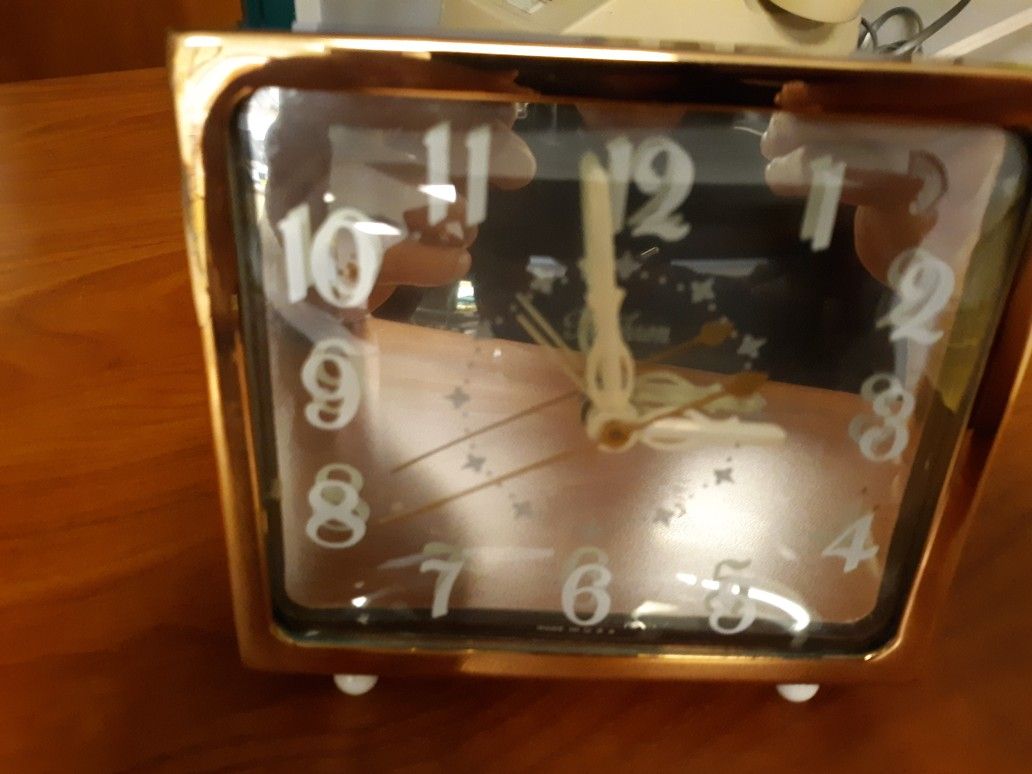 Vintage GE Telechron Electric Alarm clock. 