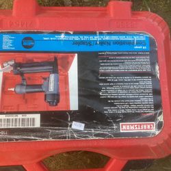 Craftsman Nailer/stapler 