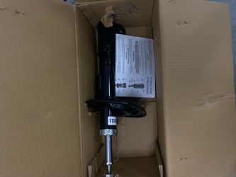 Front Passenger Side (Right) Strut Assembly