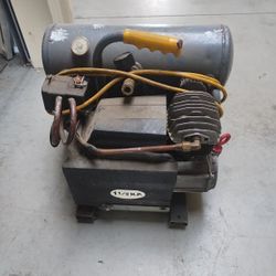 Emglo (Jenny)  Air Compressor 