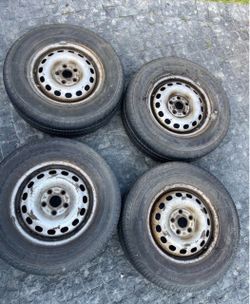 Volkswagen Eurovan Rialta wheels