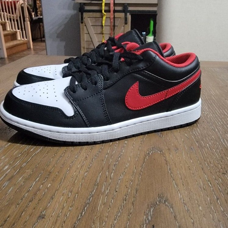 Nike Jordan 1 Low White Toe