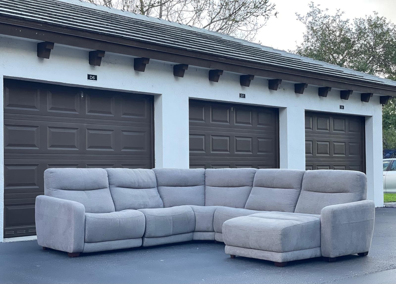 Sectional Couch/Sofa - Recliner - Fabric - Gray - Delivery Available 🚛