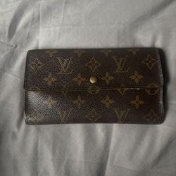 Louis Vuitton Tri Fold Vintage Wallet