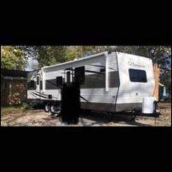 Monte n Carlo 37ft Park Model 2022