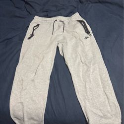 Nike Tech Men’s Fleece Open-Hem Pants Grey XL