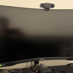 Samsung G7 1440p 240hz Gaming Monitor