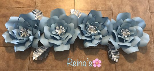 Paper flowers/flores de papel