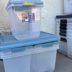 Hefty Hi- Rise Latching Plastic Storage Bins
