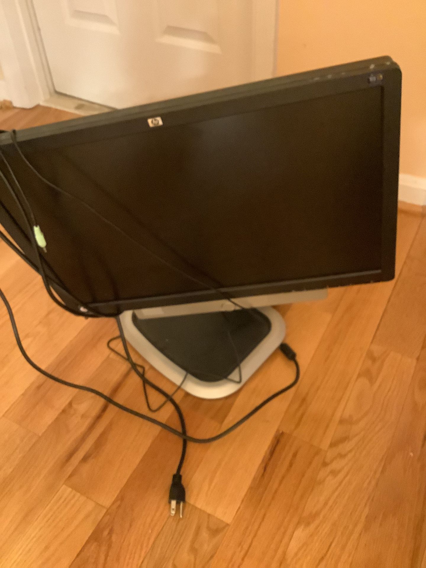 HP Computer Monitor