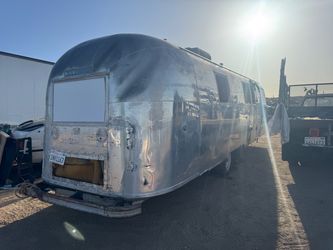 Airstream Sovereign Travel Trailer Project / Restoration