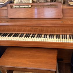 Story Clark Piano
