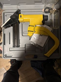 BOSTITCH M111FN FLOORING NAILER