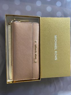 michael kors large wallet ,rose gold.