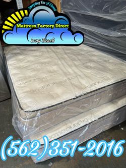 Pillowtop king size mattress and Boxspring bed set