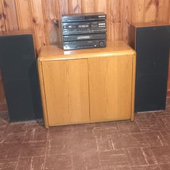 Stereo Rack System And Speakers