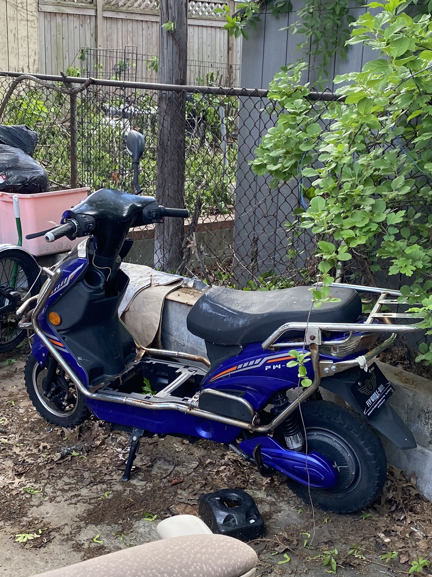 Scooter Missing Battery ..$200