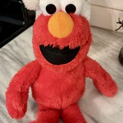 2015 Kohls Cares  Elmo with  Santa Hat plush