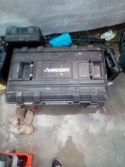 Husky Rolling Tool Box