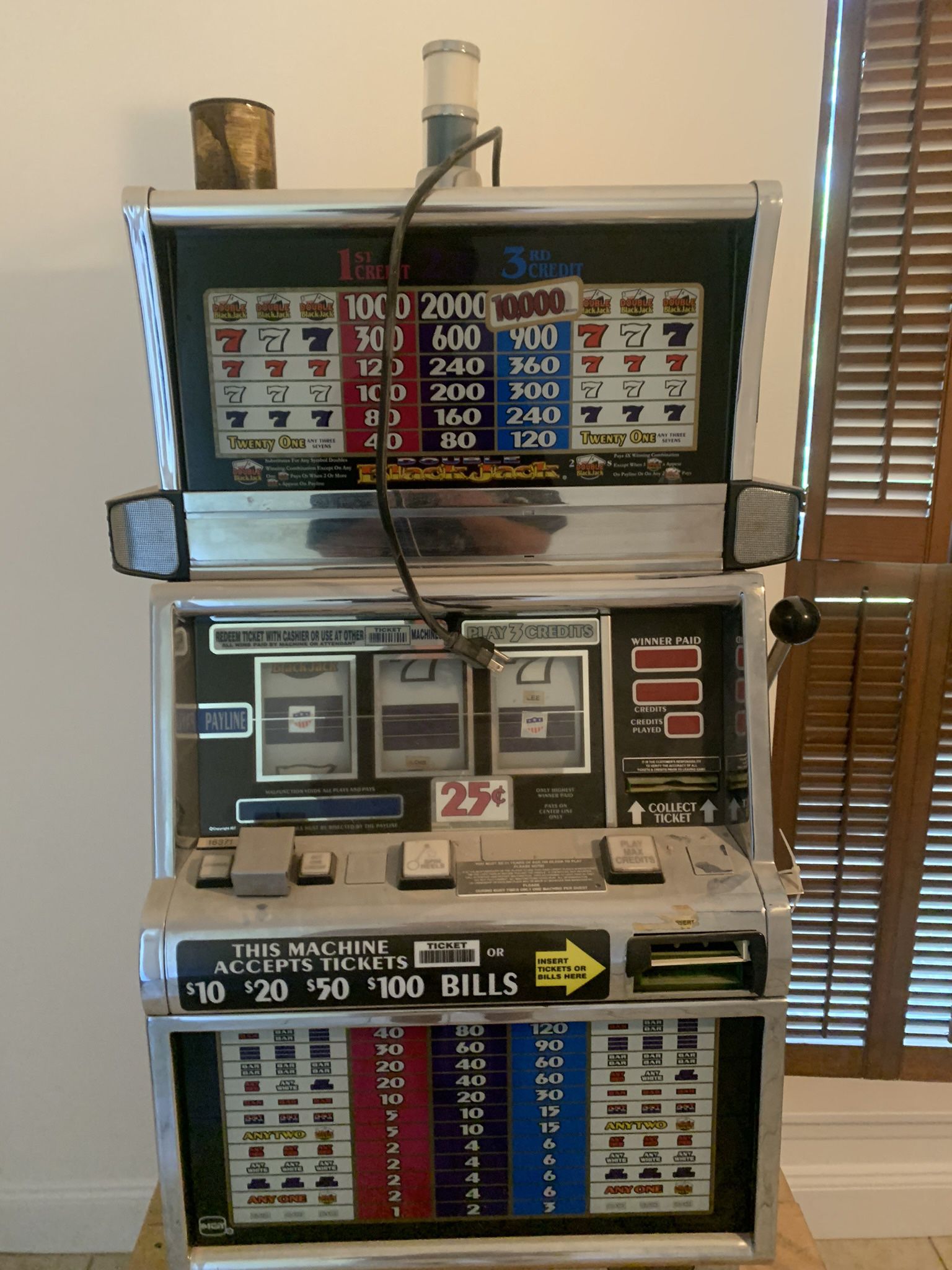 Double Blackjack Slot Machine.  Needs To Be Reset,  Minor repair.  600.00