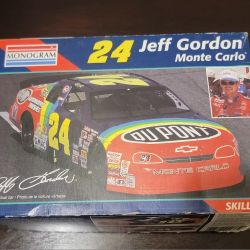 Brand New Monogram Jeff Gordon #24 "DuPont" 1997 Chevy Monte Carlo model kit