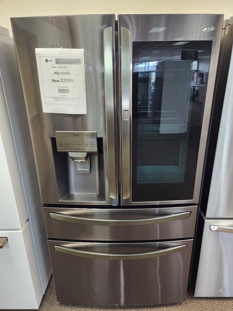 23 cu. ft. Smart French Door Refrigerator InstaView Door-In-Door
& Craft Ice, PrintProof Stainless Steel, Counter Depth
