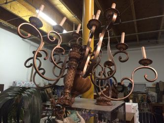 Large Mansion-Style 12 Bulb Chandelier