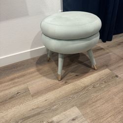 Stool Beauty Or Closet  Suede Light Green 