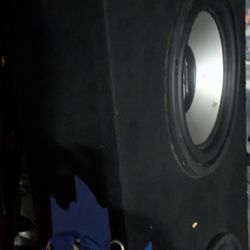 Selling Car Speakers 