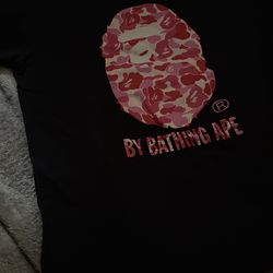 Bape tee black and pink