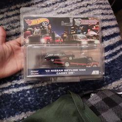 #3 Skyline Transport Hot Wheels 
