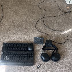 Elgato And Corsair Perpephials 