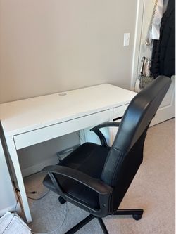IKEA MICKE Desk & Office Chair Set