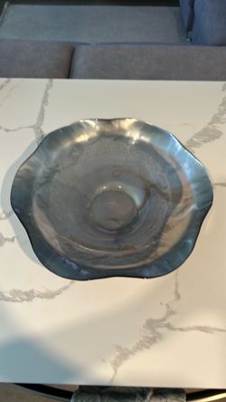 Silver Metal Art Glass Decorative Bowl with Ruffled Edge